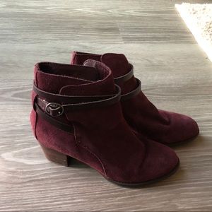 American eagle booties